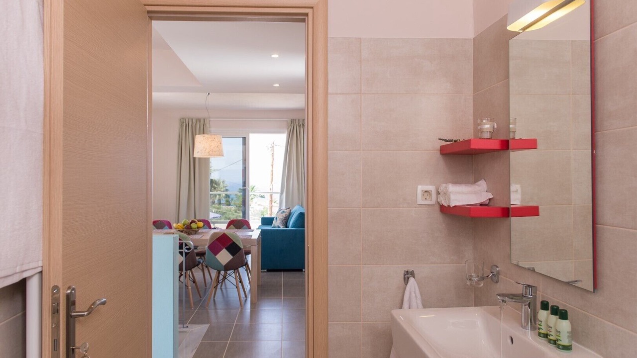 Photo of Bathroom in Kato Stalos