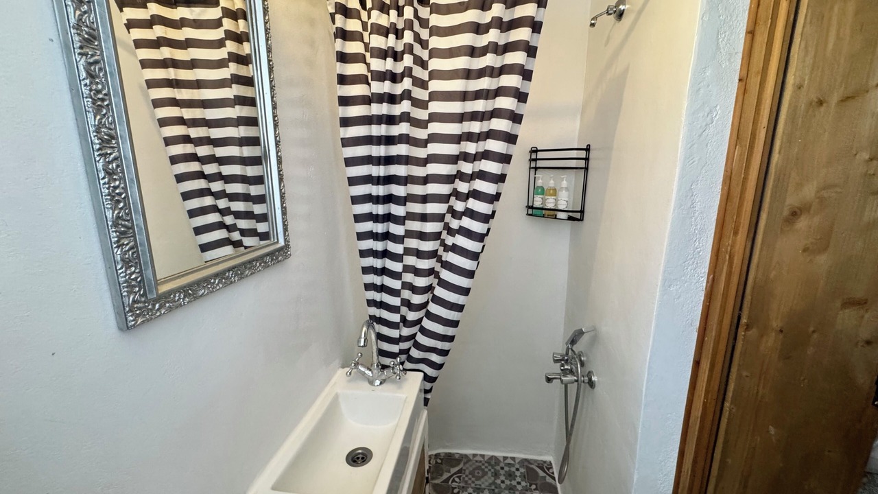 Photo of Bathroom in Koskinou