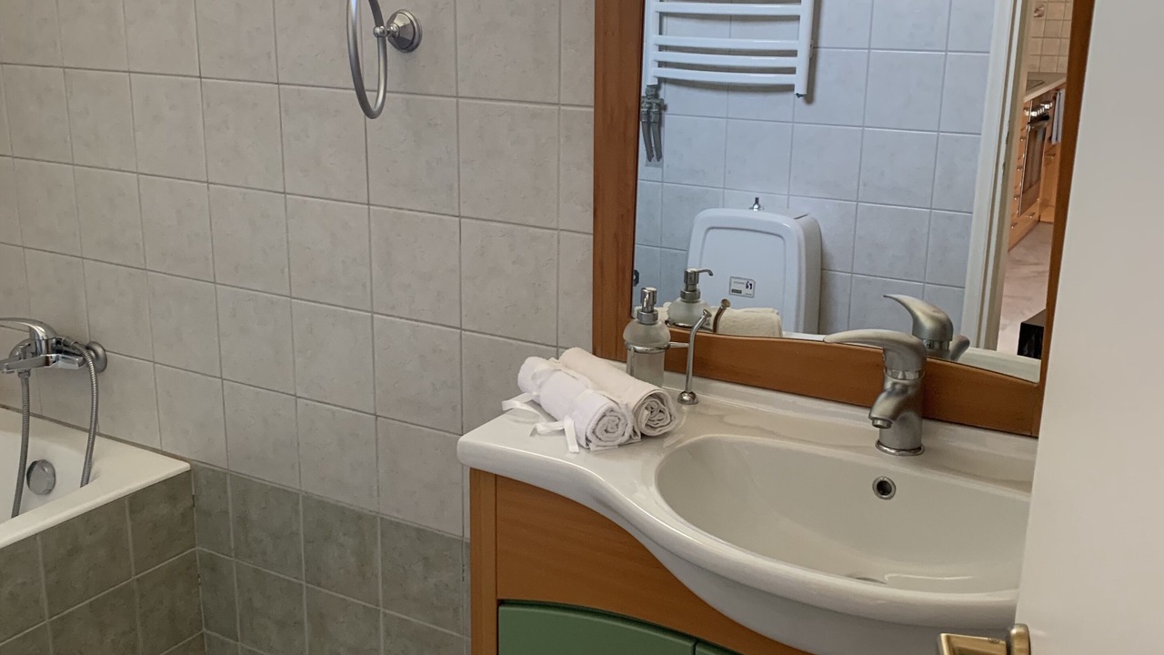 Photo of Bathroom in Nea Alikarnassos
