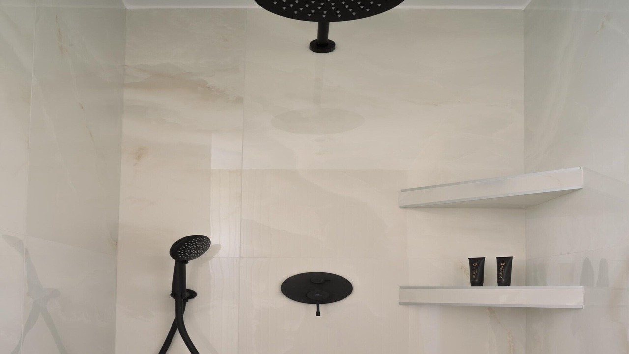 Photo of Bathroom in Gouvai