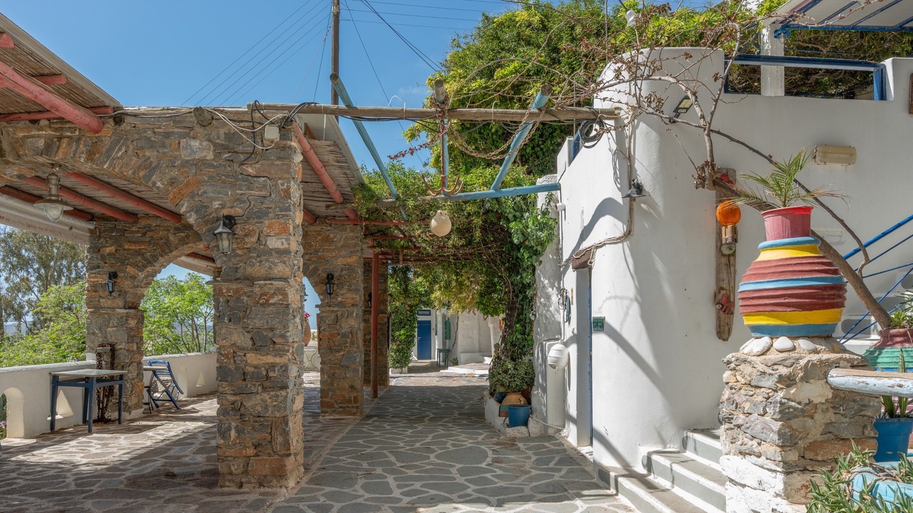 Photo of Patio Balcony in Tholaria