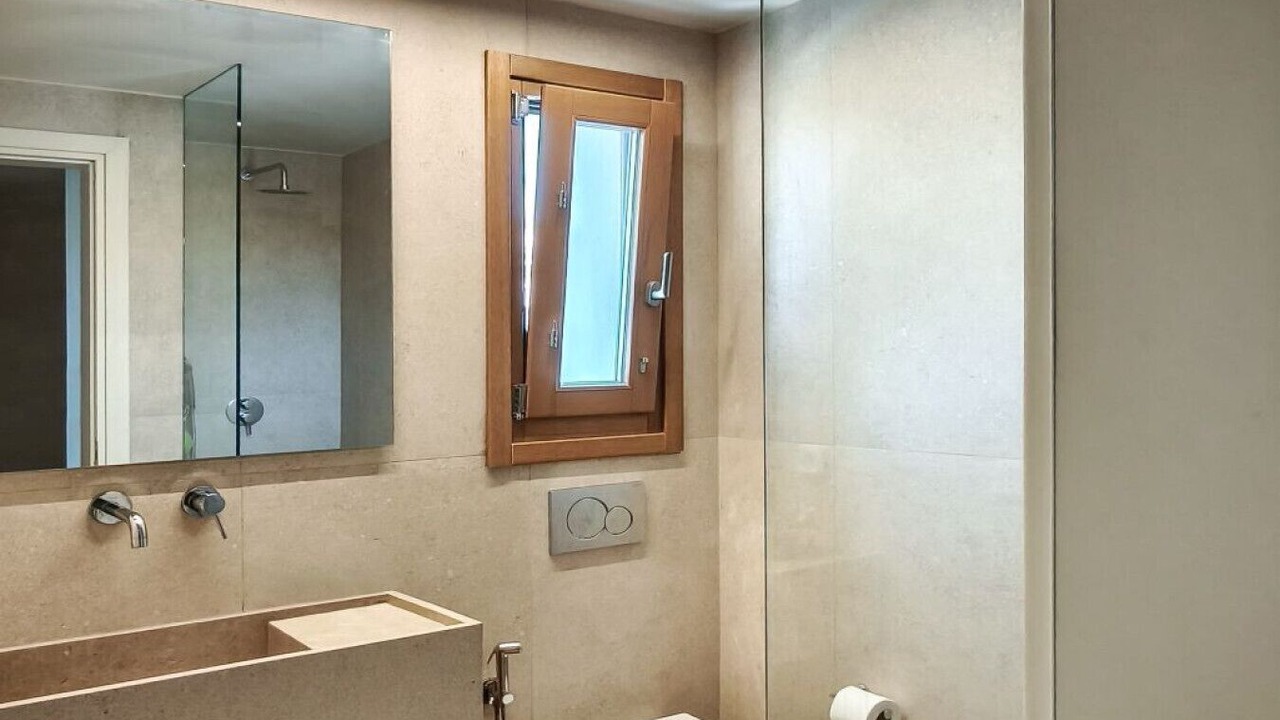 Photo of Bathroom in Plaka