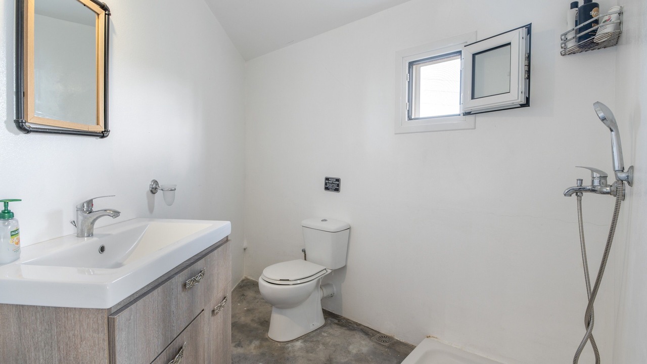 Photo of Bathroom in Katakali