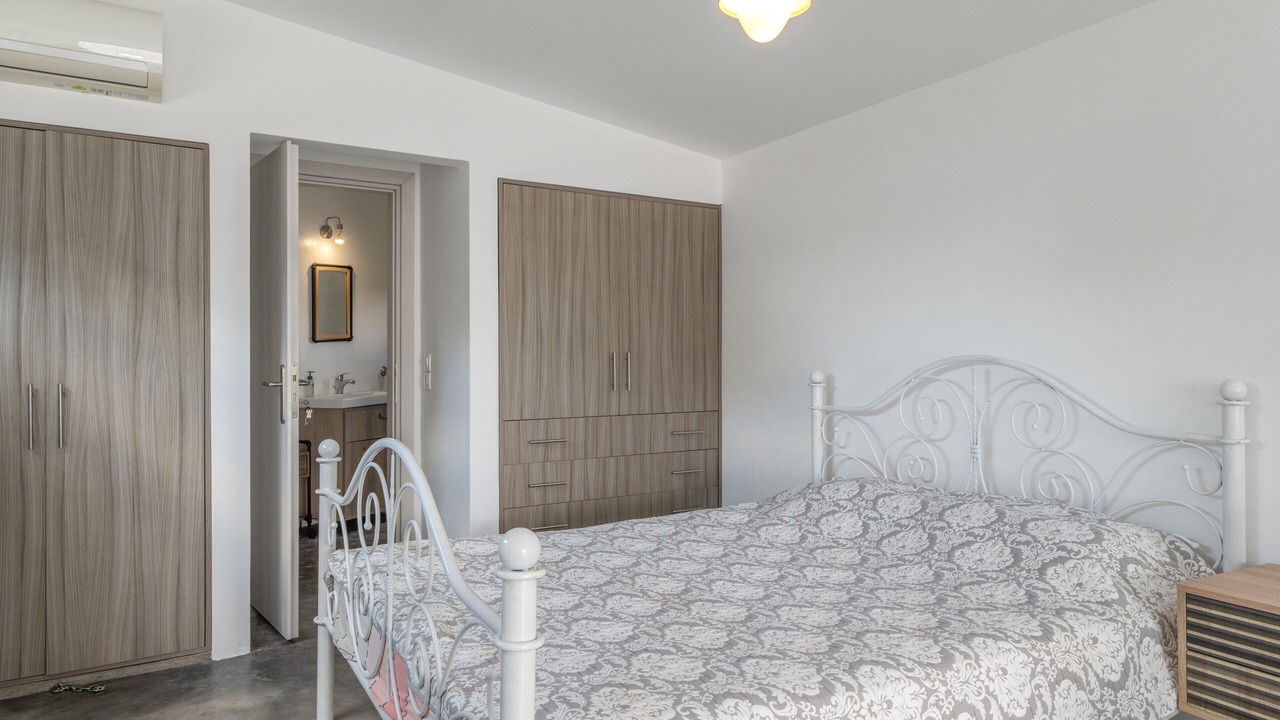 Photo of Bedroom in Katakali