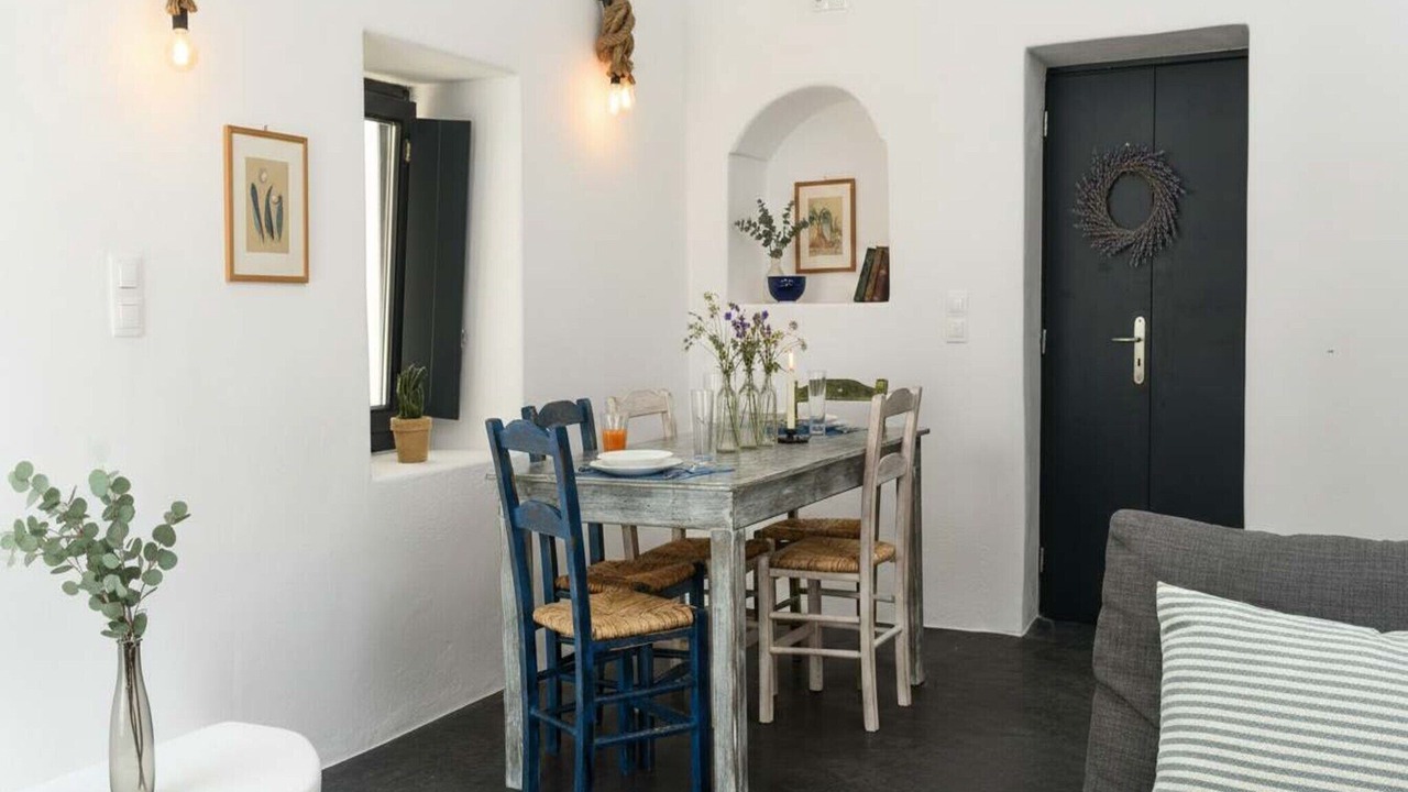 Photo of Livingroom in Emporio