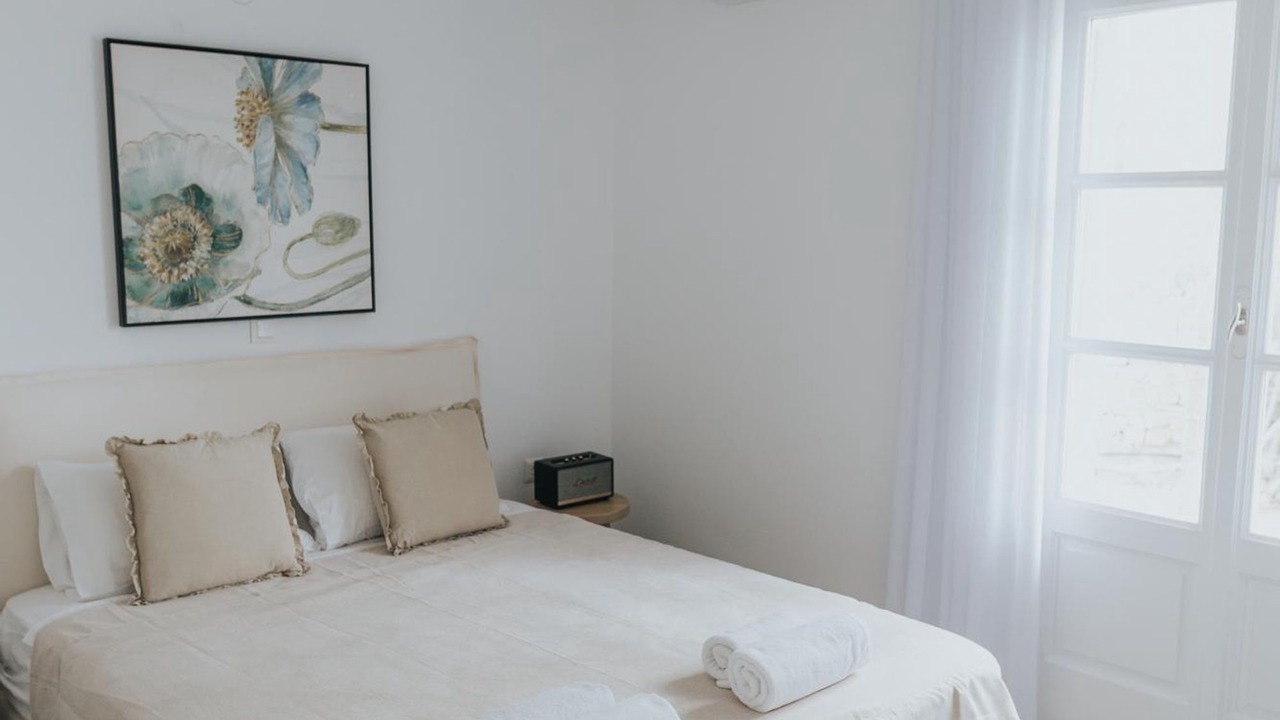 Photo of Bedroom in Platis Gialos