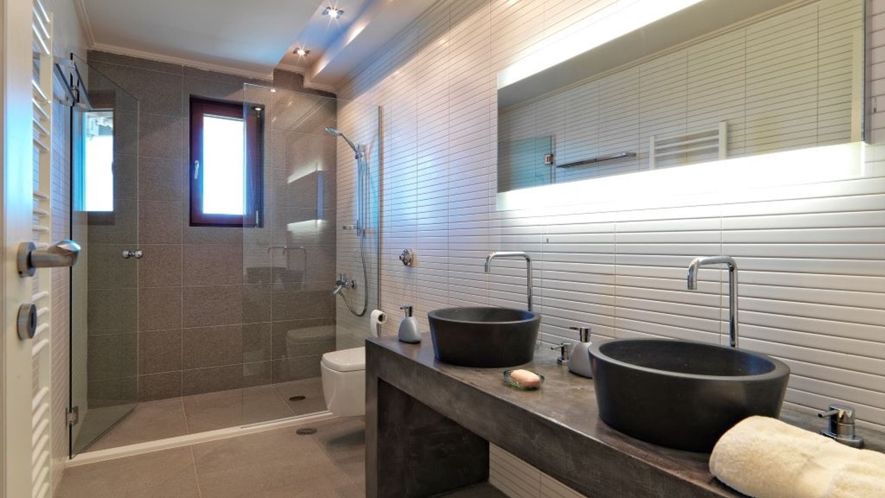 Photo of Bathroom in Kontos
