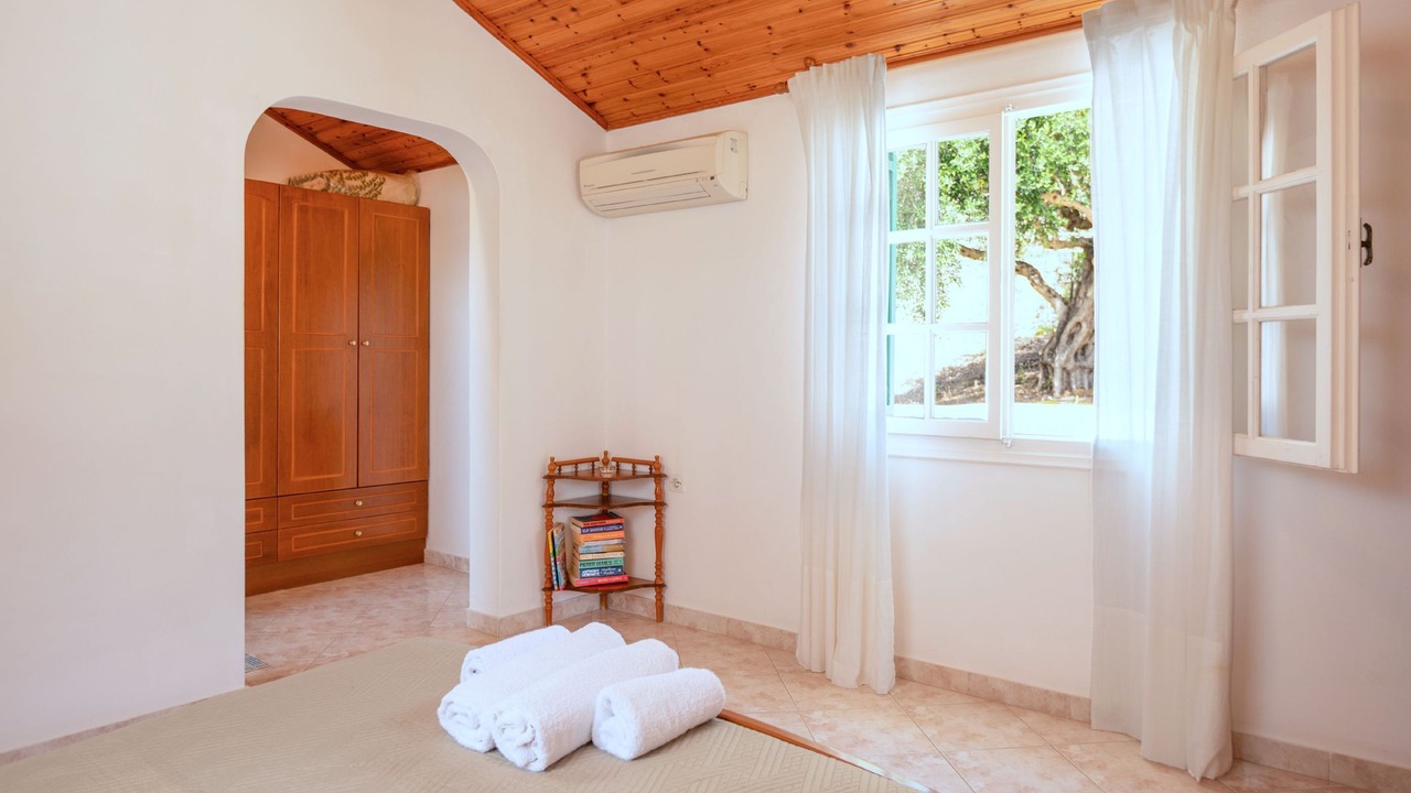 Photo of Bedroom in Agios Stefanos
