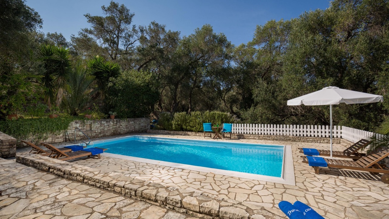 Photo of Outdoor in Koutsi