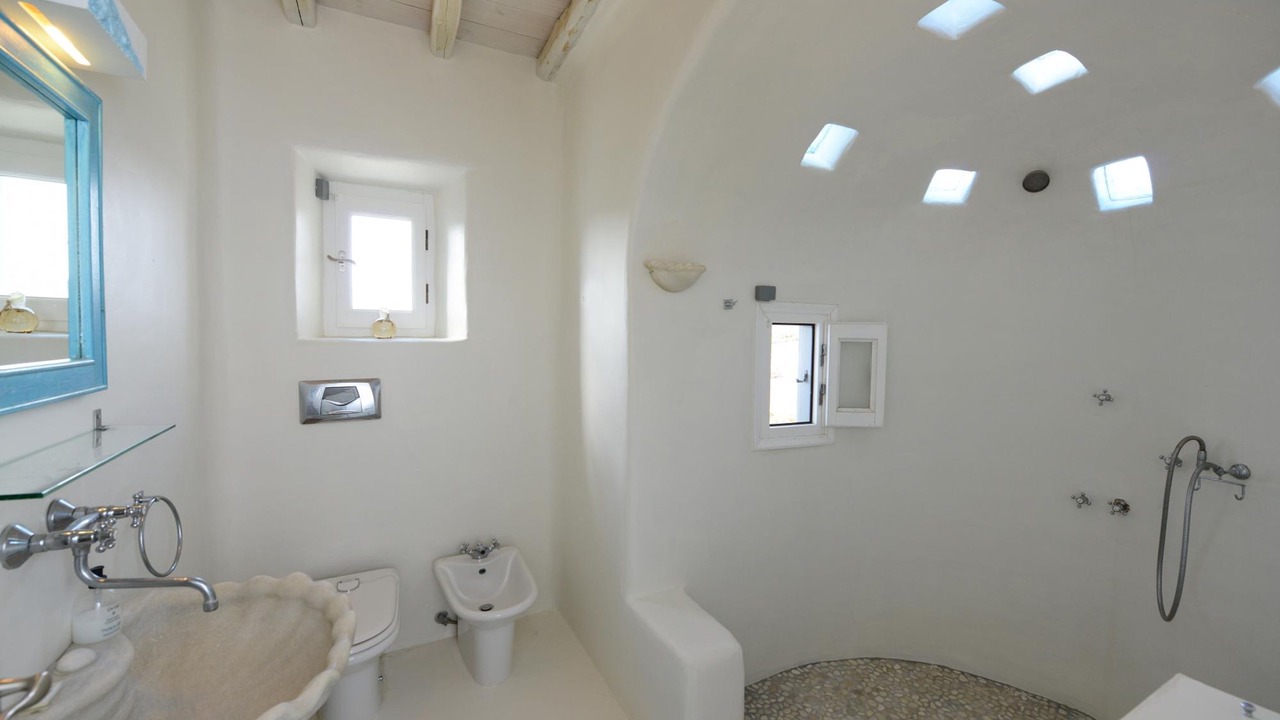 Photo of Bathroom in Kalafatis