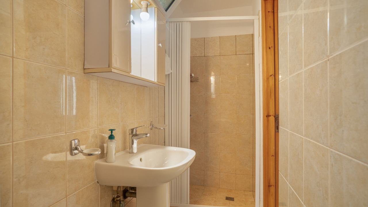 Photo of Bathroom in Frikes