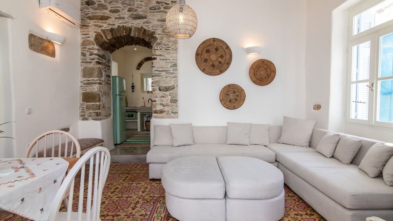 Photo of Livingroom in Tinos Town