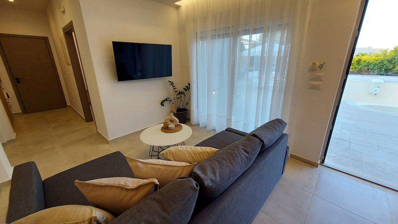 Photo of Livingroom in Violi Charaki