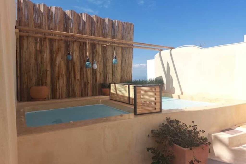Photo of Outdoor in Kamari