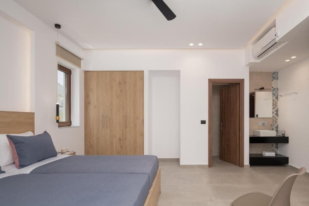 Photo of Bedroom in Paralia Kourna
