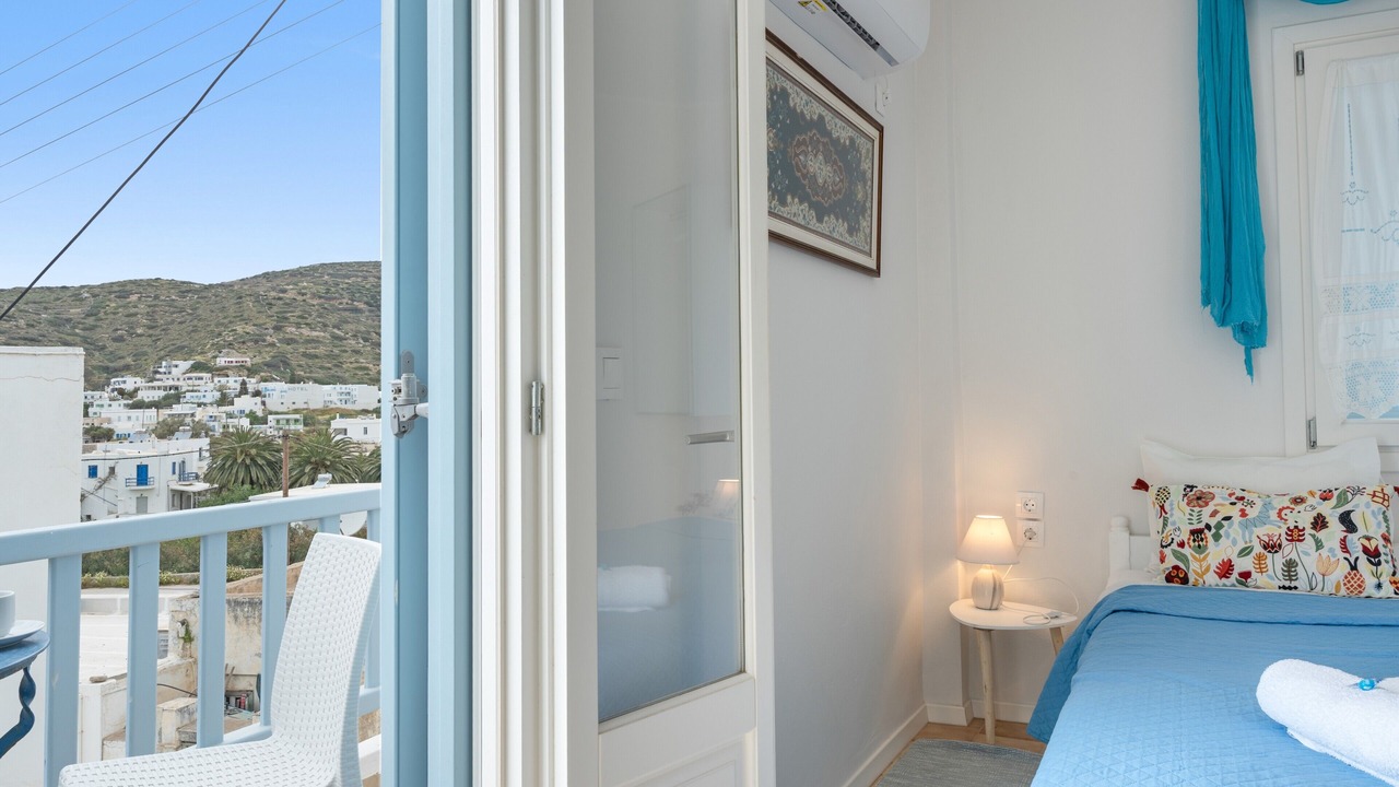 Photo of Bedroom in Katapola