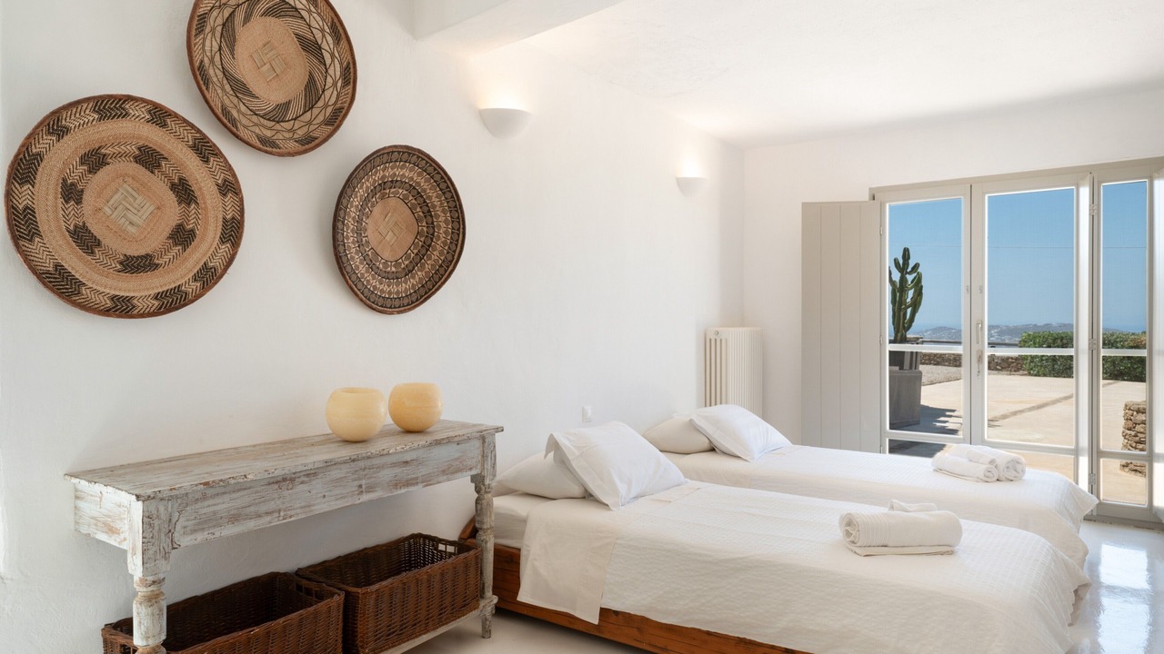 Photo of Bedroom in Faros Armenistis