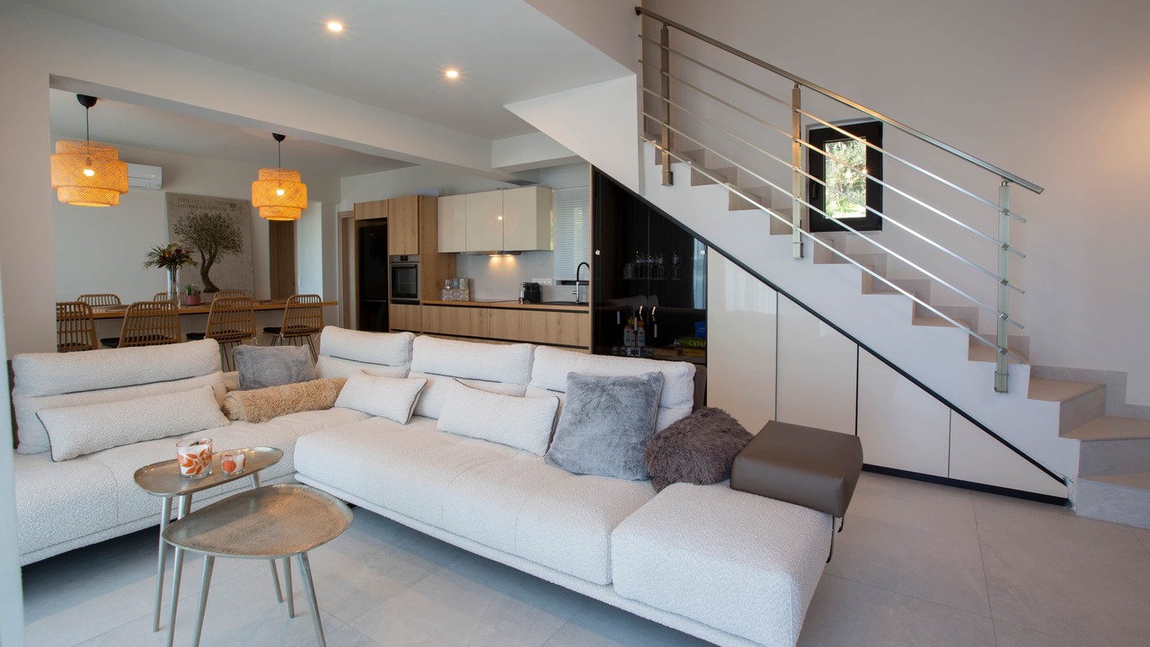 Photo of Livingroom in Perigiali