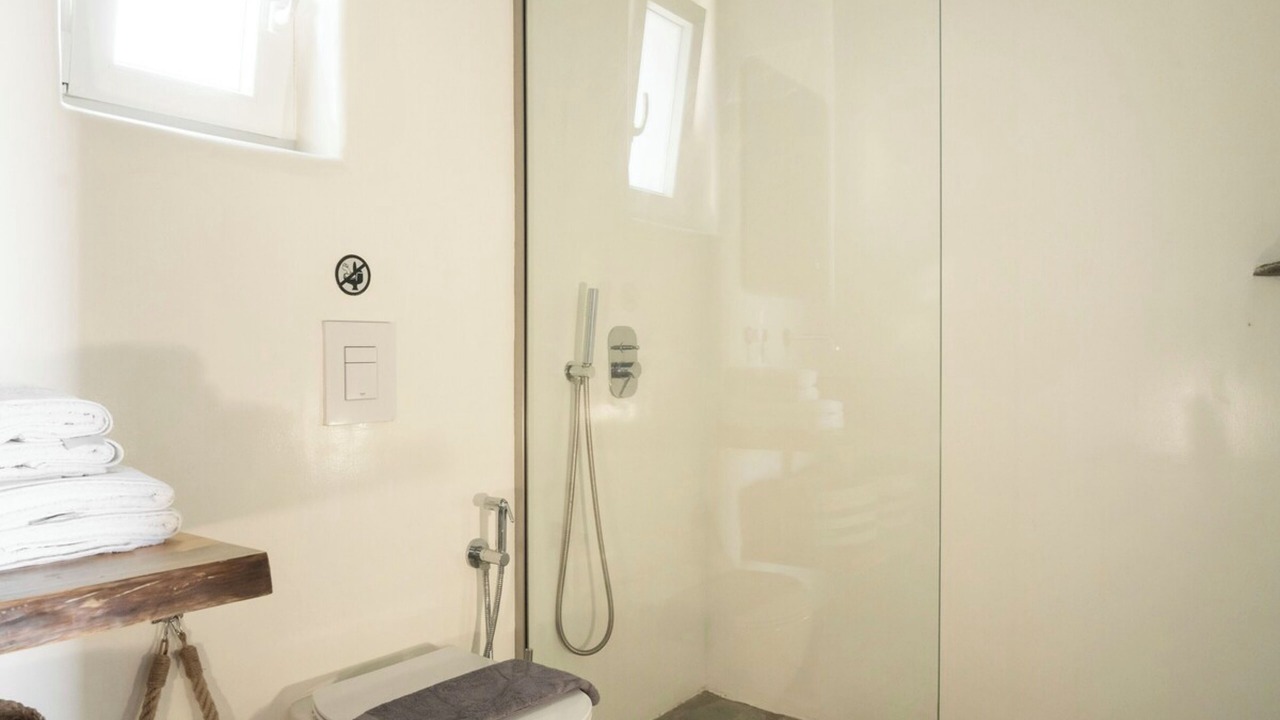 Photo of Bathroom in Ano Mera
