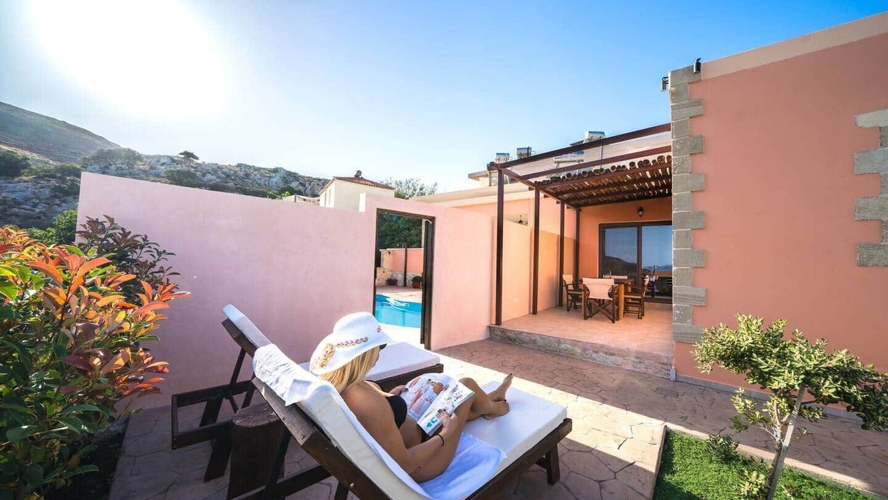 Photo of Patio Balcony in Platanos