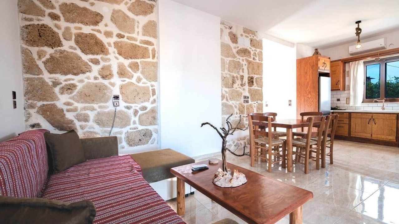 Photo of Livingroom in Platanos