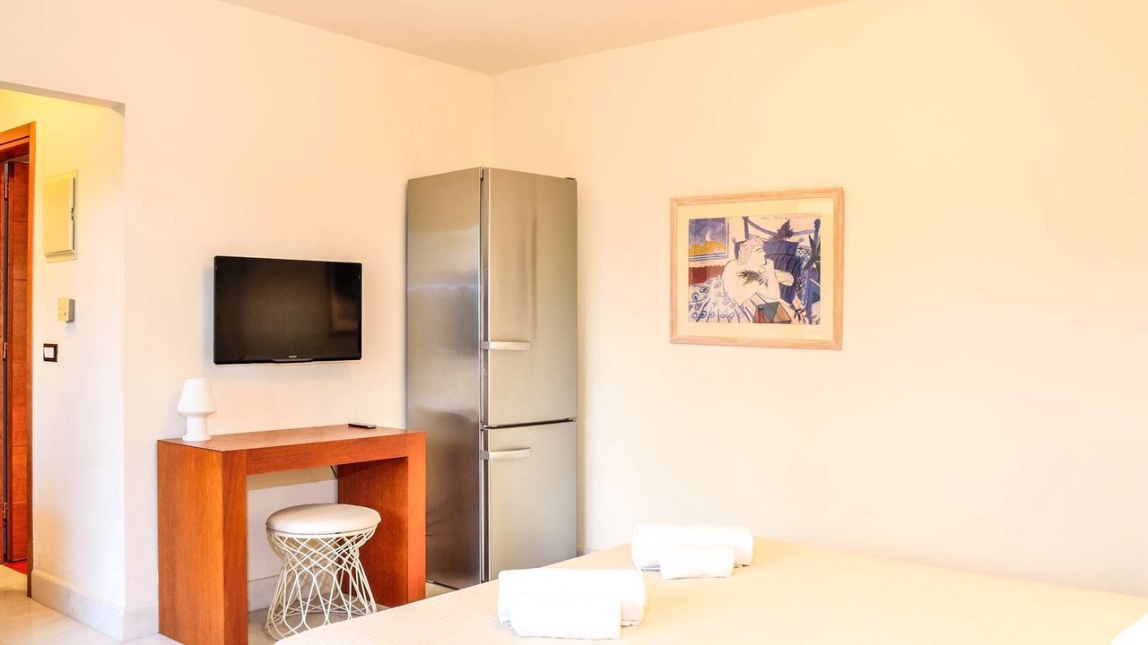 Photo of Bedroom in Marathi