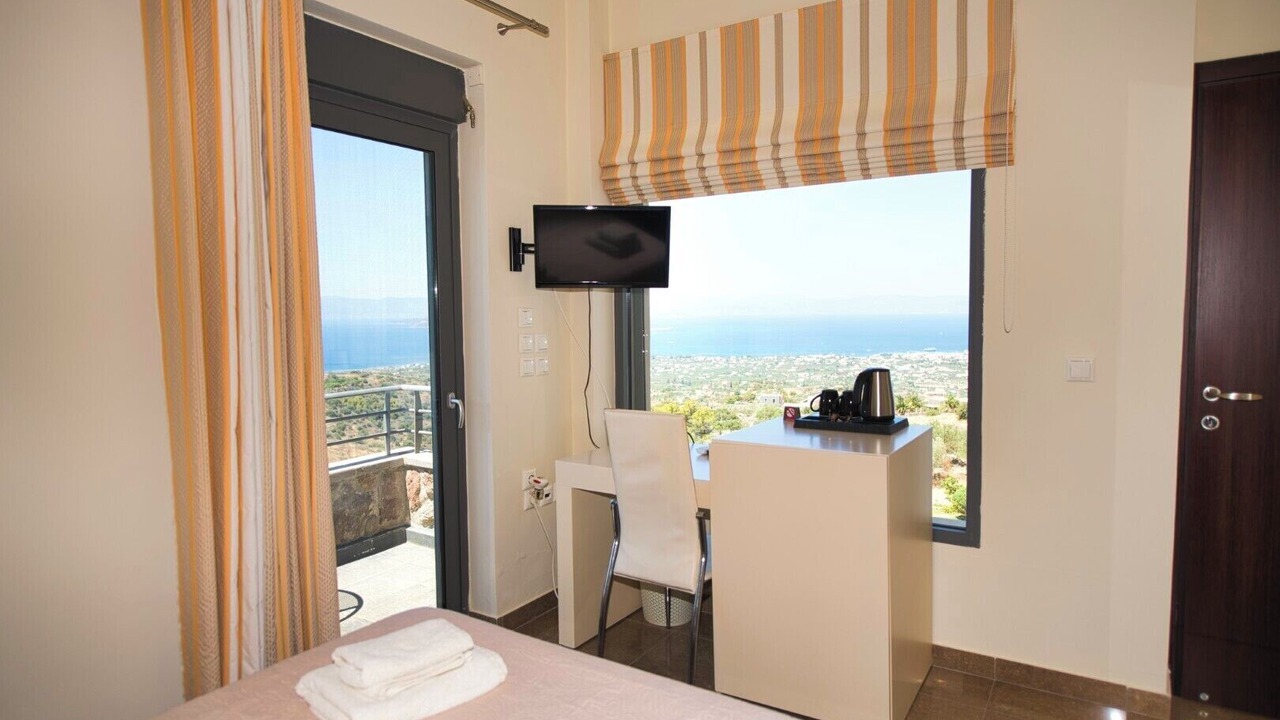 Photo of Bedroom in Kontos