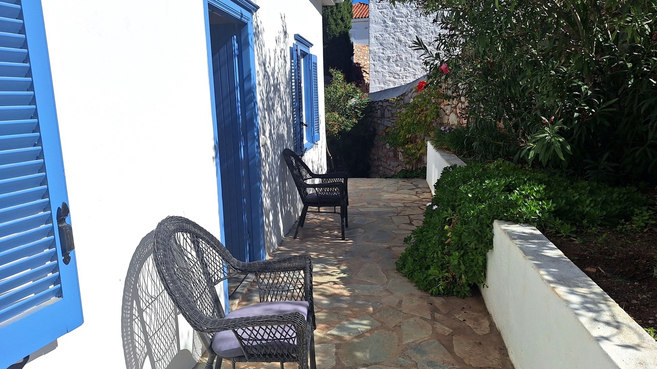 Photo of Patio Balcony in Idhra