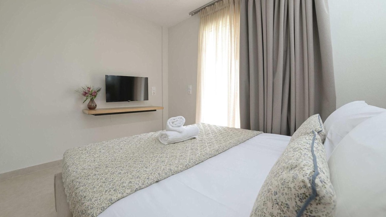 Photo of Bedroom in Nea Propontida