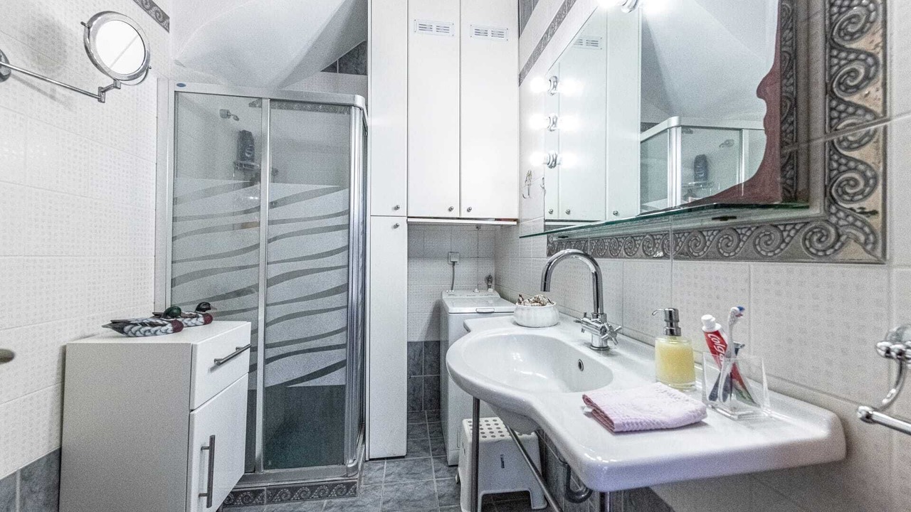 Photo of Bathroom in Aegina Town