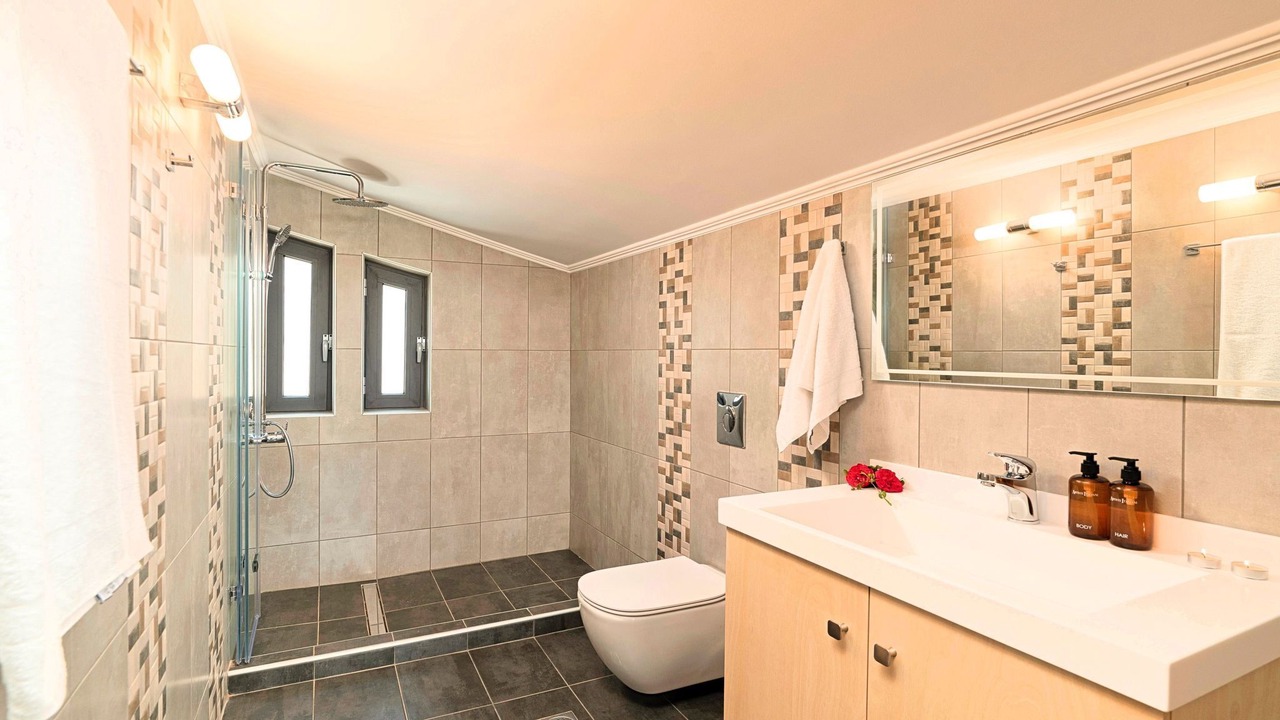 Photo of Bathroom in Mathes