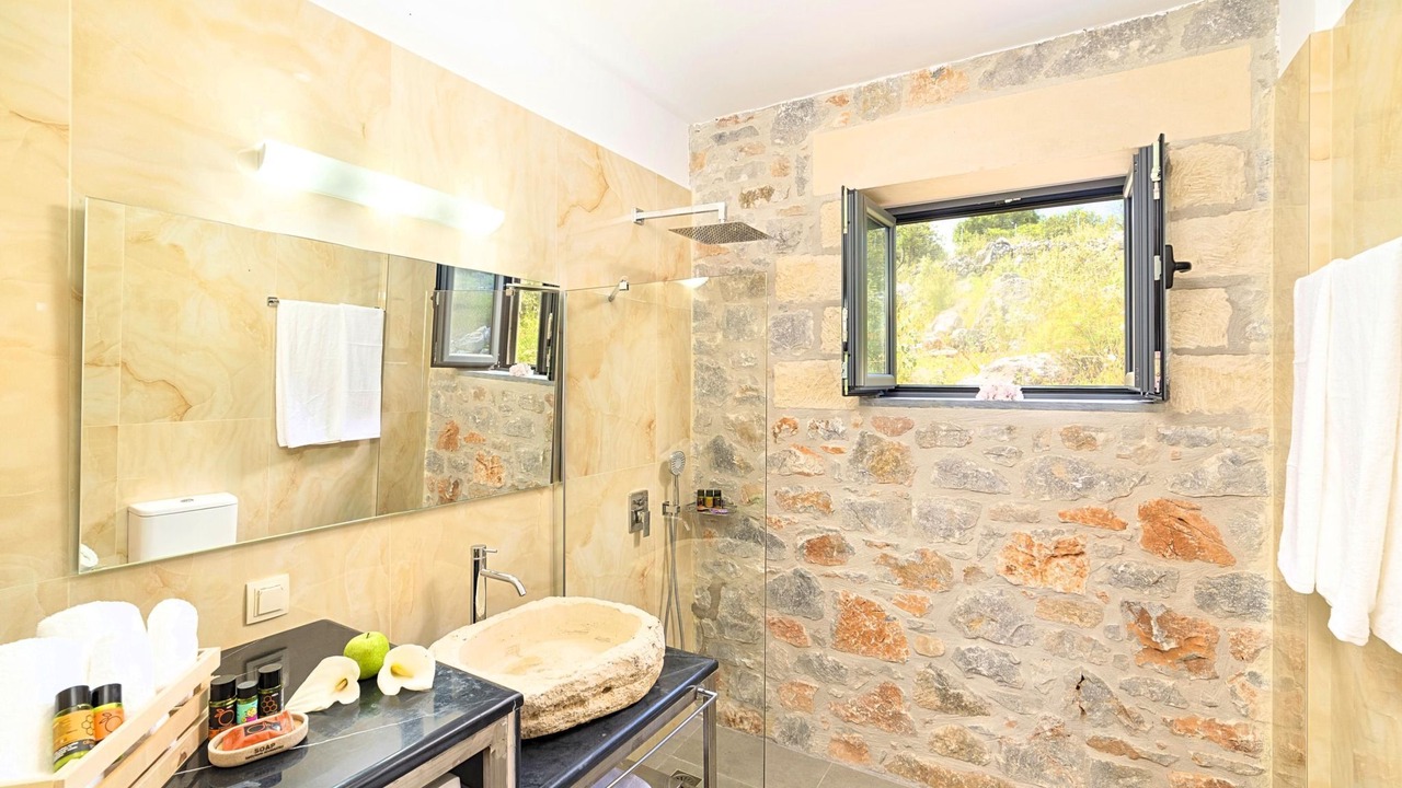 Photo of Bathroom in Apokoronas