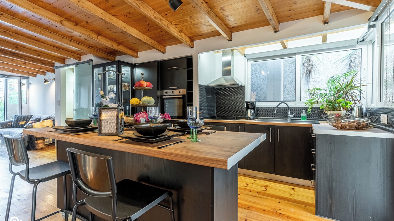 Photo of Kitchen in Aigaleo