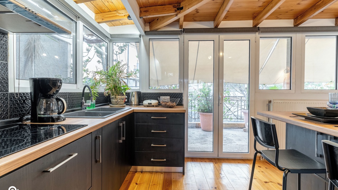 Photo of Kitchen in Aigaleo