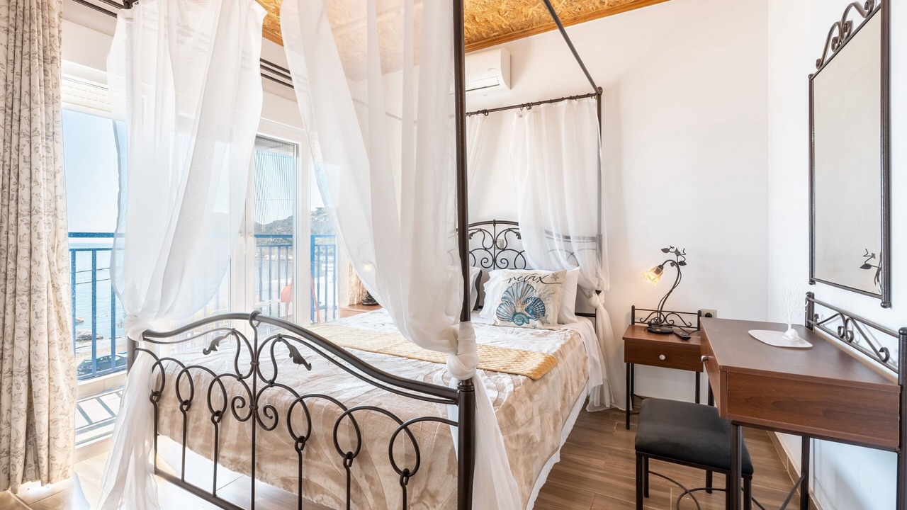 Photo of Bedroom in Stegna