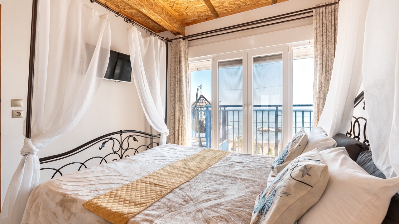 Photo of Bedroom in Stegna