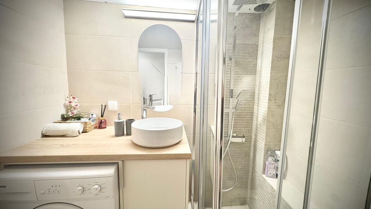 Photo of Bathroom in Nea Ionia