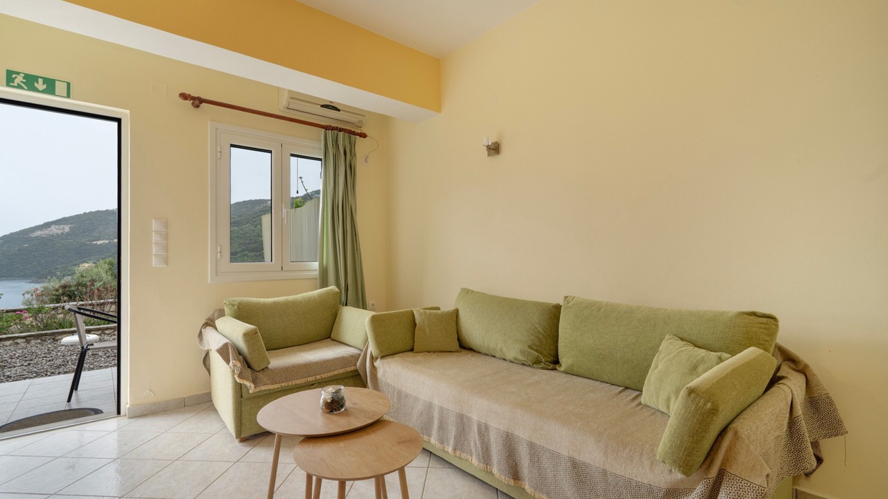 Photo of Livingroom in Mikros Gialos