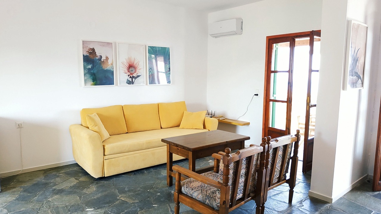Photo of Livingroom in Alonnisos Old Town