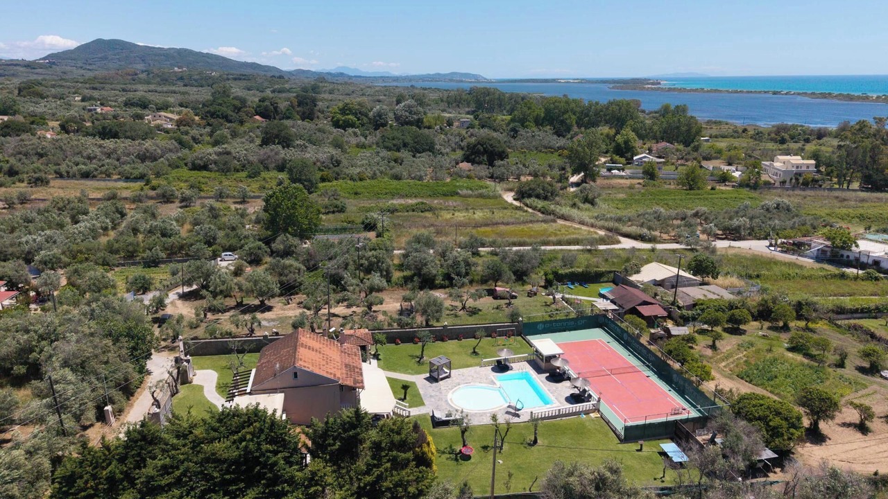 Photo of Outdoor in Chalikounas