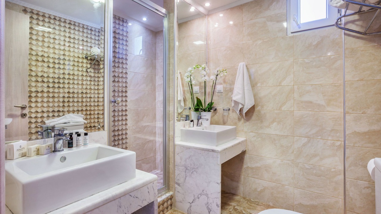 Photo of Bathroom in Pallini