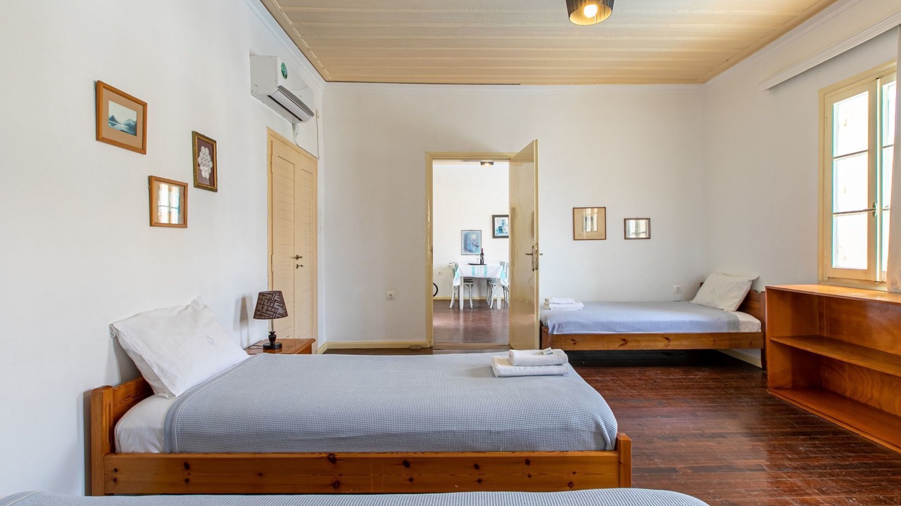 Photo of Bedroom in Stalos