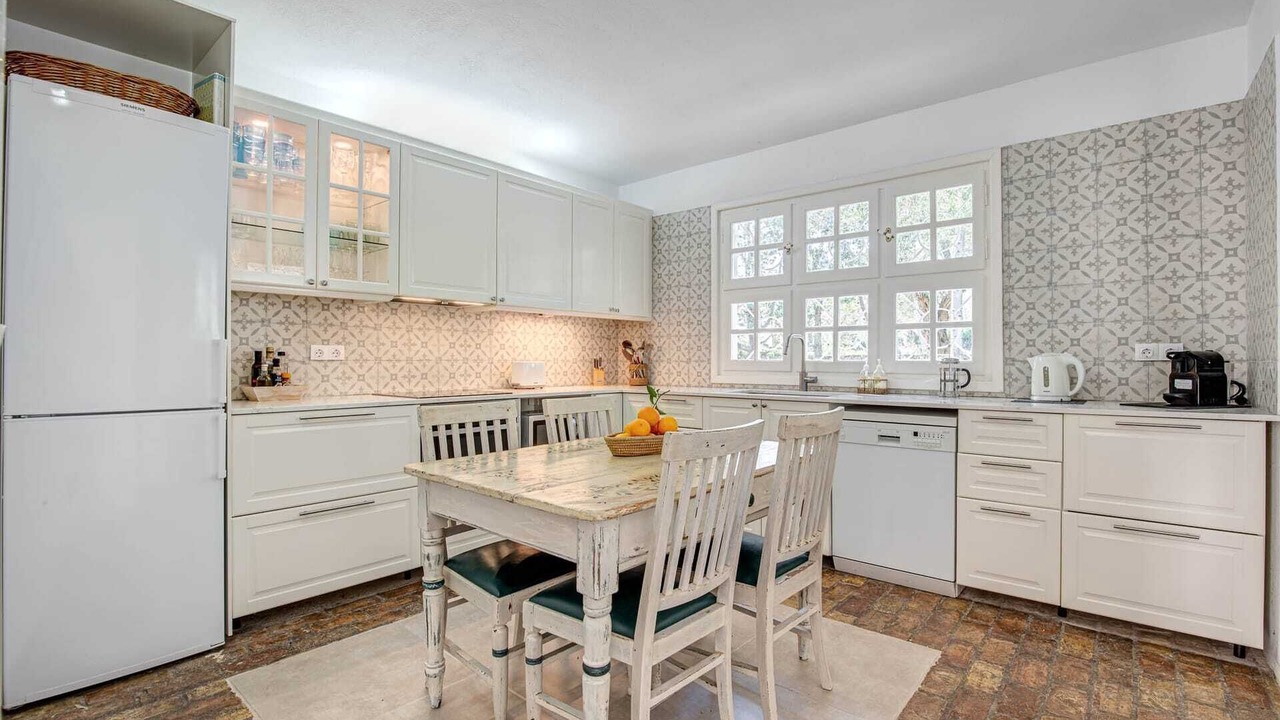 Photo of Kitchen in Pirgi
