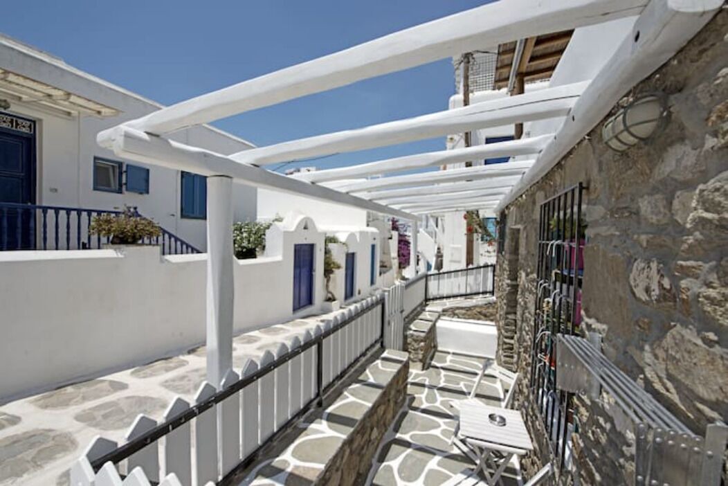Photo of Patio Balcony in Drafaki
