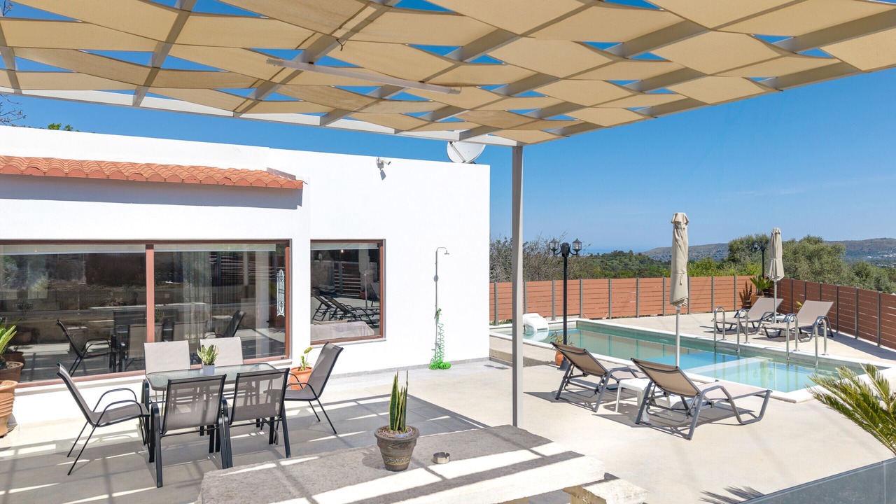 Photo of Outdoor in Monopari