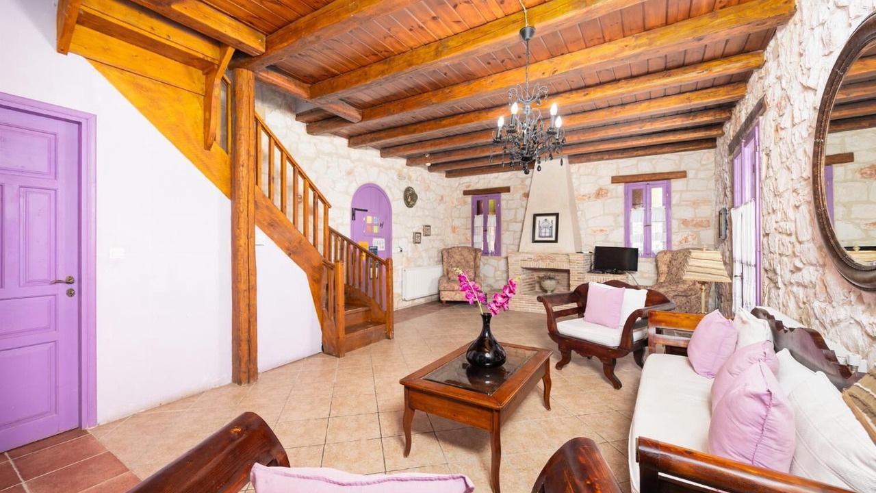 Photo of Livingroom in Agia Marina