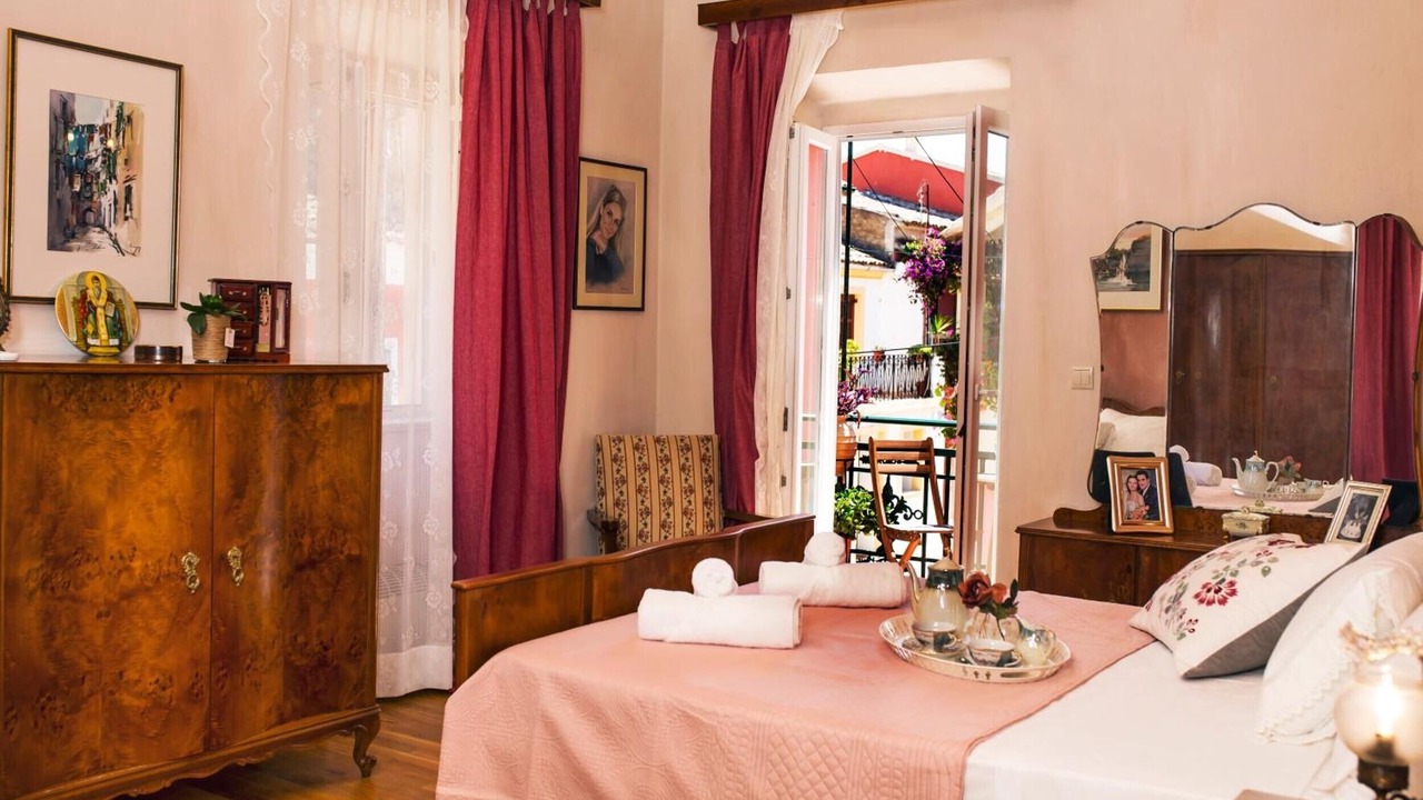 Photo of Bedroom in Chlomos