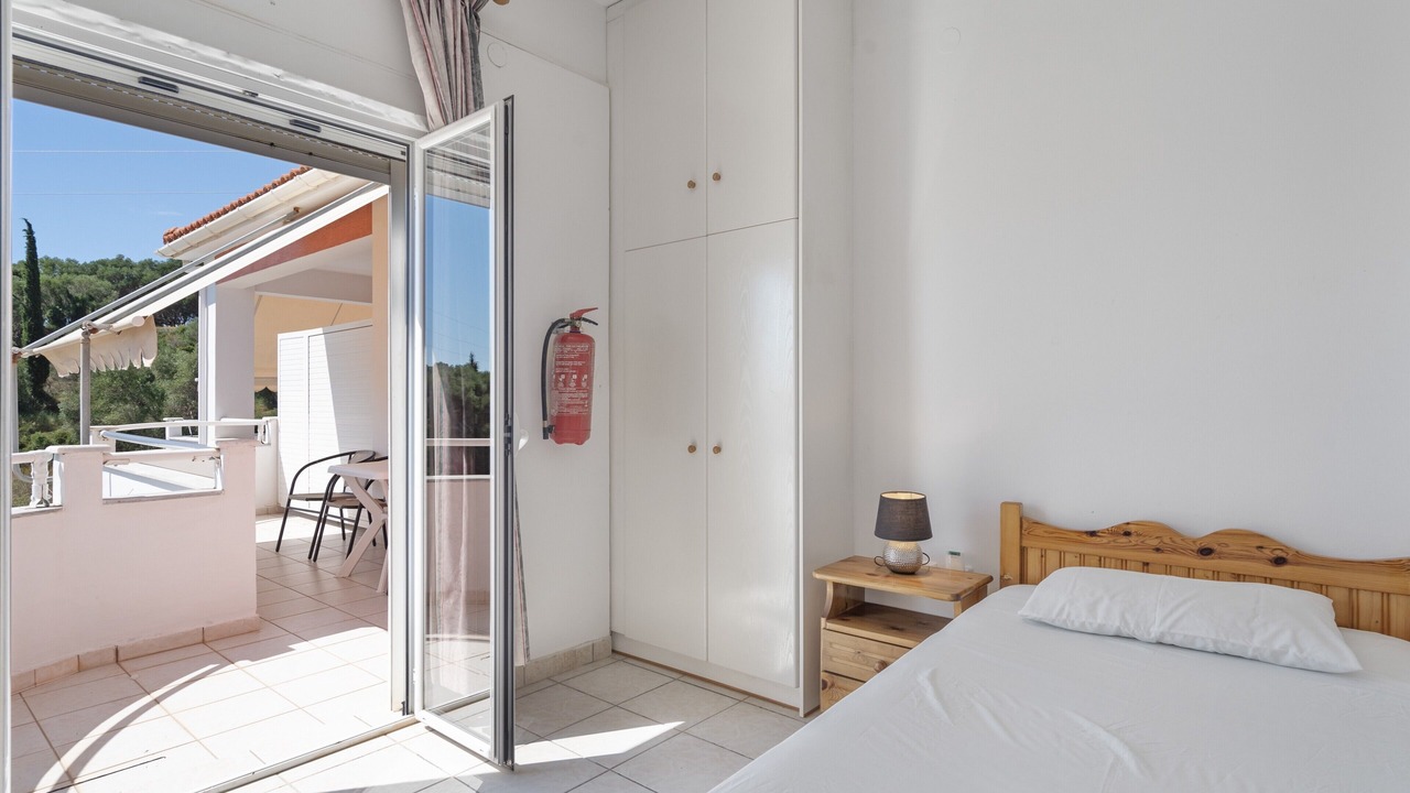 Photo of Bedroom in Leivathos