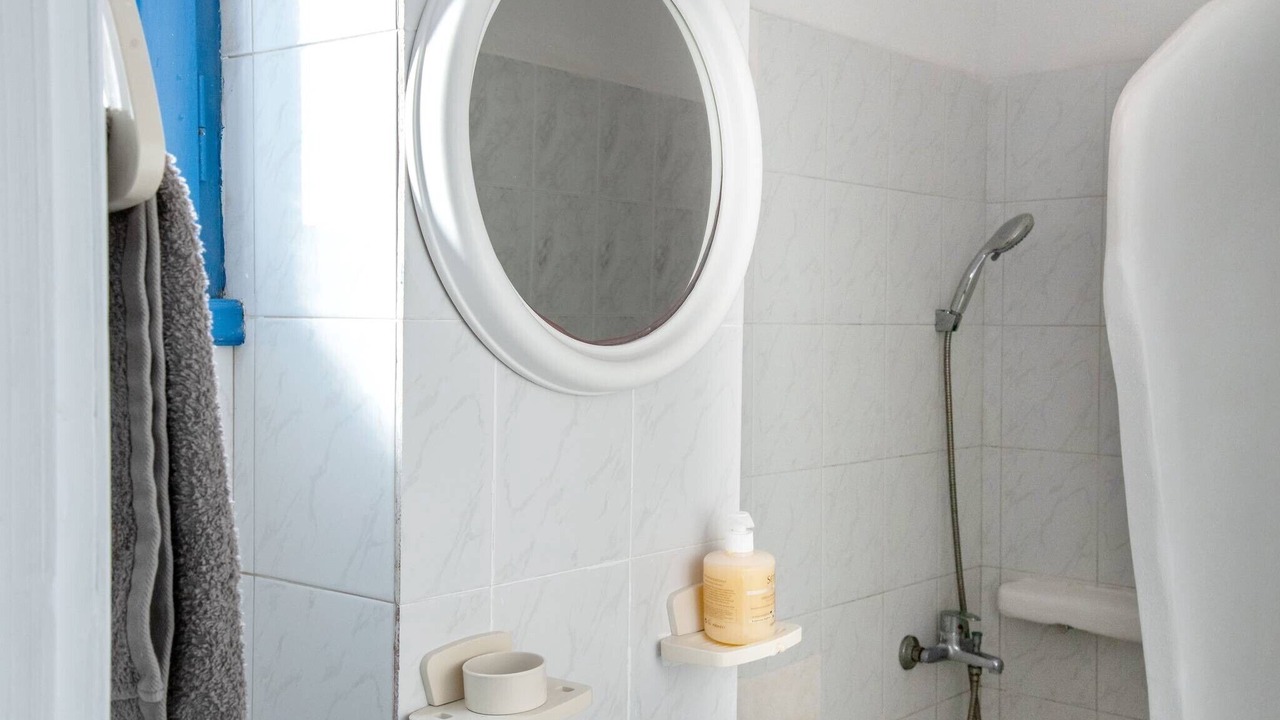 Photo of Bathroom in Perissa