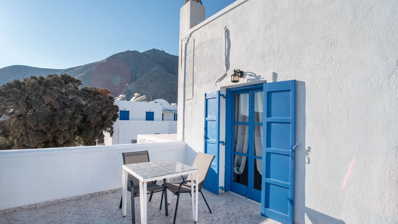 Photo of Outdoor in Perissa